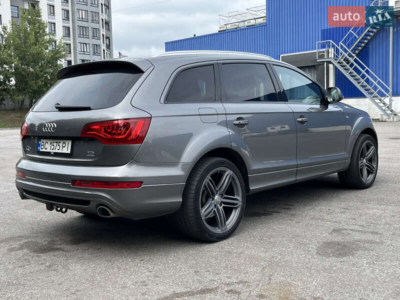 Позашляховик / Кросовер Audi Q7 2014 в Львові