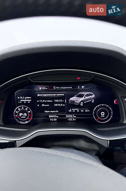 Внедорожник / Кроссовер Audi Q7 2016 в 