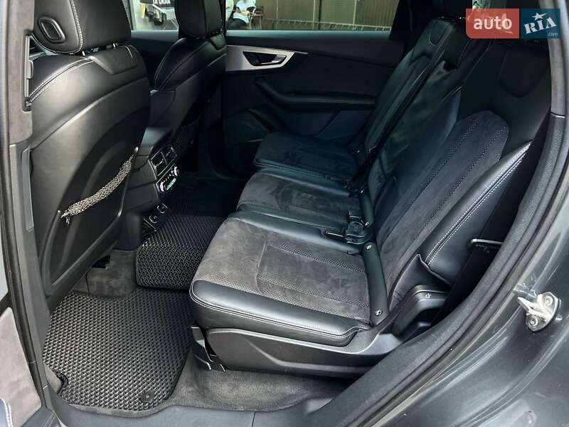 Позашляховик / Кросовер Audi Q7 2015 в Одесі фото 14 Позашляховик / Кросовер Audi Q7 2015 в Одесі