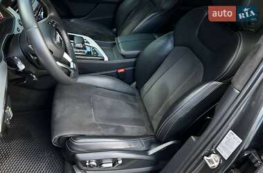 Позашляховик / Кросовер Audi Q7 2015 в 