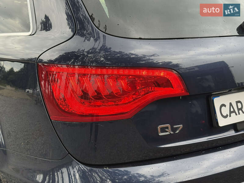 Внедорожник / Кроссовер Audi Q7 2013 в Стрые