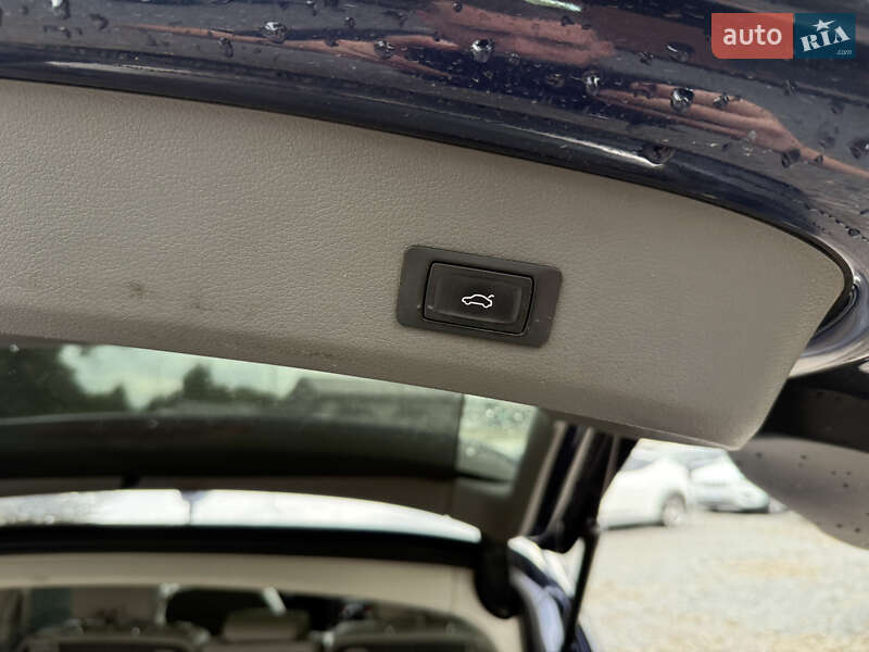 Внедорожник / Кроссовер Audi Q7 2013 в Стрые