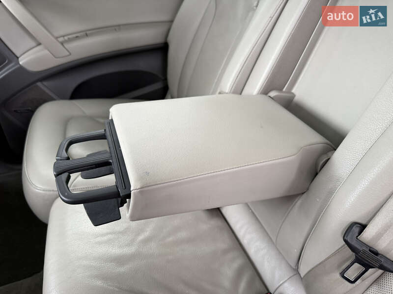 Внедорожник / Кроссовер Audi Q7 2013 в Стрые