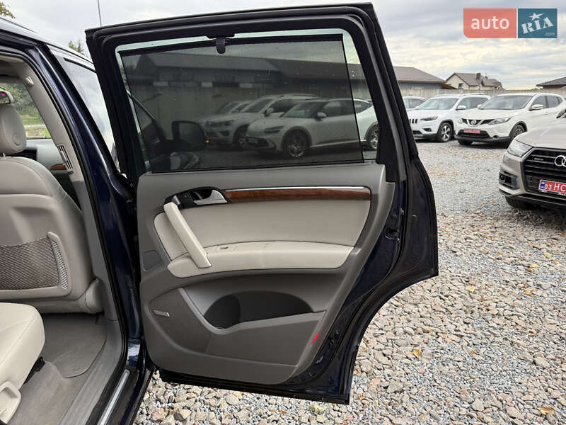 Внедорожник / Кроссовер Audi Q7 2013 в Стрые