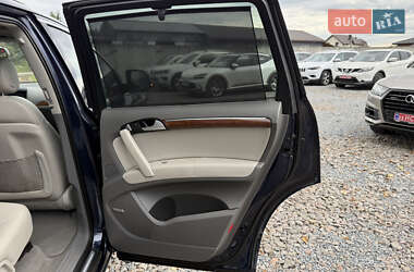 Внедорожник / Кроссовер Audi Q7 2013 в 