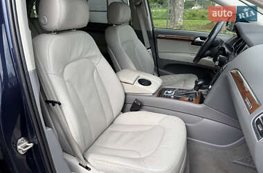 Внедорожник / Кроссовер Audi Q7 2013 в 