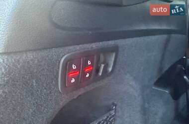 Позашляховик / Кросовер Audi Q7 2020 в 