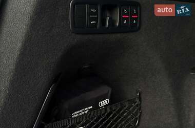 Внедорожник / Кроссовер Audi Q7 2016 в 