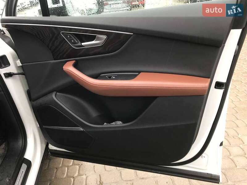 Внедорожник / Кроссовер Audi Q7 2022 в Львове