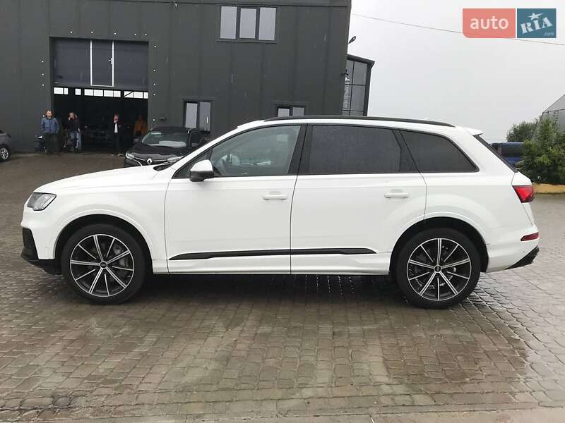 Внедорожник / Кроссовер Audi Q7 2022 в Львове