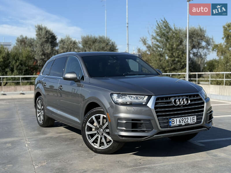 Audi Q7 2016