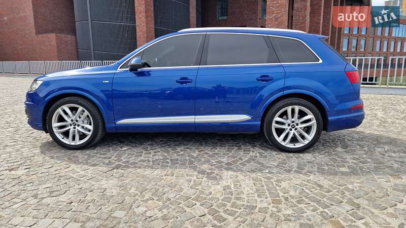 Позашляховик / Кросовер Audi Q7 2017 в Дніпрі фото 5 Позашляховик / Кросовер Audi Q7 2017 в Дніпрі