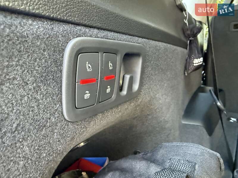 Позашляховик / Кросовер Audi Q7 2022 в Одесі