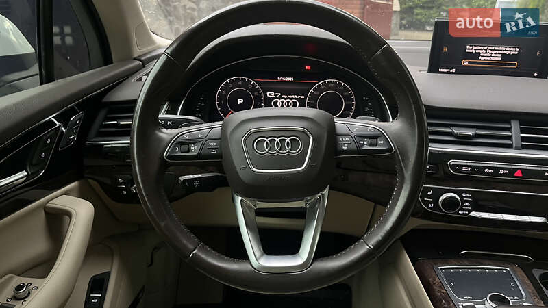 Внедорожник / Кроссовер Audi Q7 2016 в Хмельницком