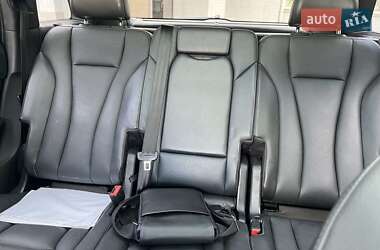 Внедорожник / Кроссовер Audi Q7 2018 в 