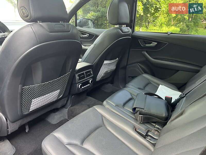 Внедорожник / Кроссовер Audi Q7 2018 в Киеве