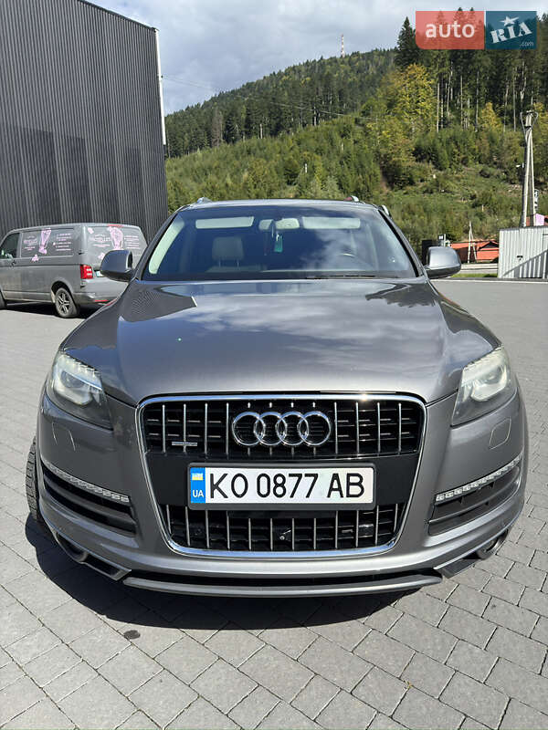 Audi Q7 2013