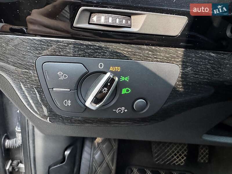 Позашляховик / Кросовер Audi Q7 2016 в Києві