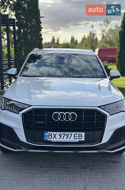Позашляховик / Кросовер Audi Q7 2020 в Дунаївцях