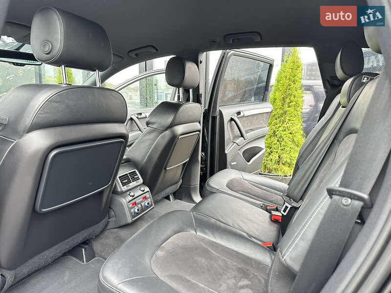 Позашляховик / Кросовер Audi Q7 2011 в Харкові