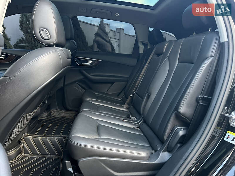 Внедорожник / Кроссовер Audi Q7 2017 в Одессе