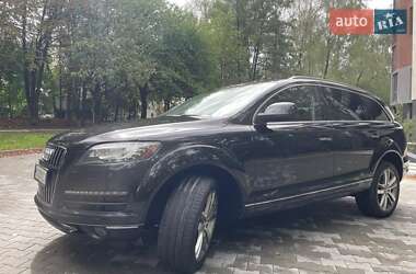 Внедорожник / Кроссовер Audi Q7 2011 в 