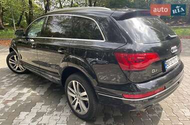 Внедорожник / Кроссовер Audi Q7 2011 в 