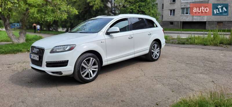 Позашляховик / Кросовер Audi Q7 2015 в Дрогобичі