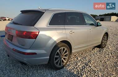 Внедорожник / Кроссовер Audi Q7 2017 в 