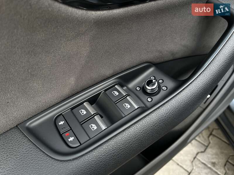 Внедорожник / Кроссовер Audi Q7 2016 в Луцке