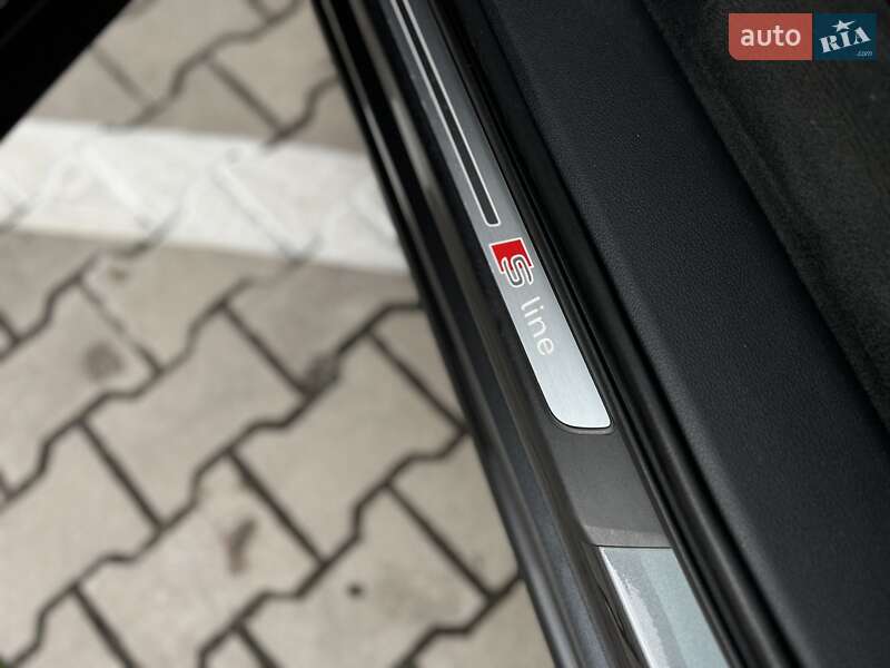 Внедорожник / Кроссовер Audi Q7 2016 в Луцке