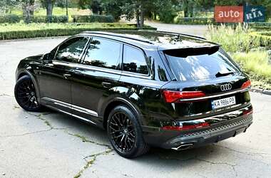 Внедорожник / Кроссовер Audi Q7 2025 в 