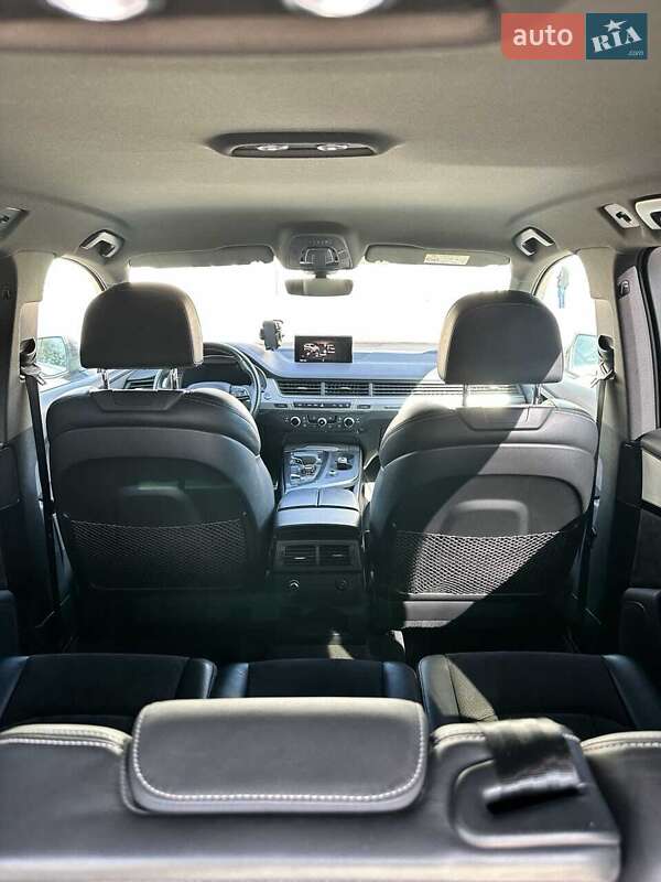 Позашляховик / Кросовер Audi Q7 2016 в Києві фото 9 Позашляховик / Кросовер Audi Q7 2016 в Києві