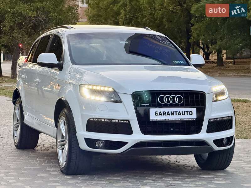 Позашляховик / Кросовер Audi Q7 2014 в Одесі