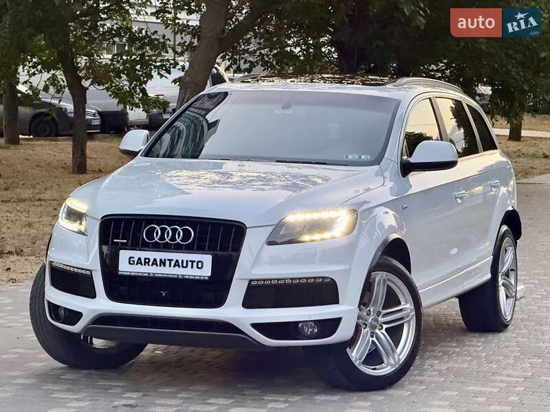 Позашляховик / Кросовер Audi Q7 2014 в Одесі
