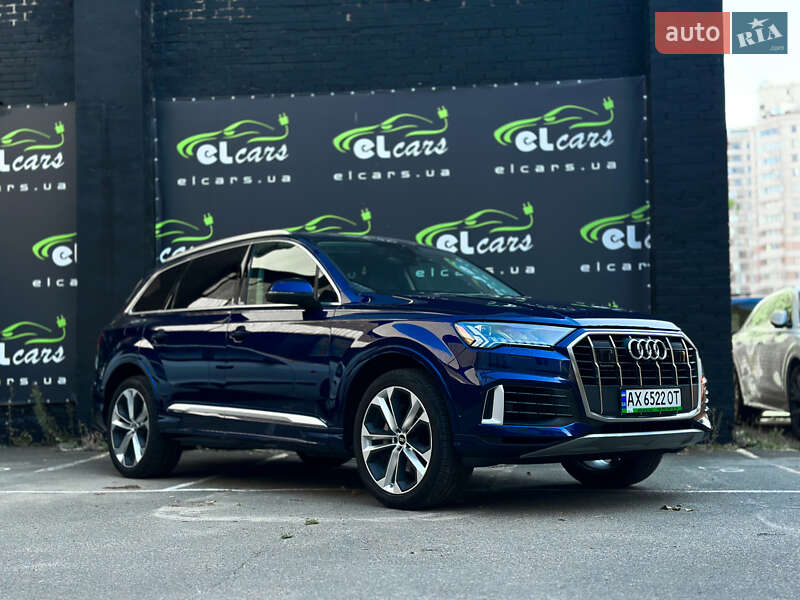 Внедорожник / Кроссовер Audi Q7 2023 в Киеве