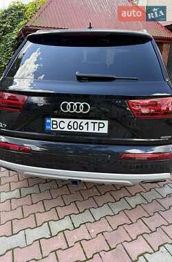 Внедорожник / Кроссовер Audi Q7 2019 в 