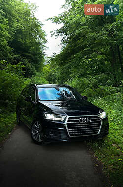 Позашляховик / Кросовер Audi Q7 2016 в Тернополі