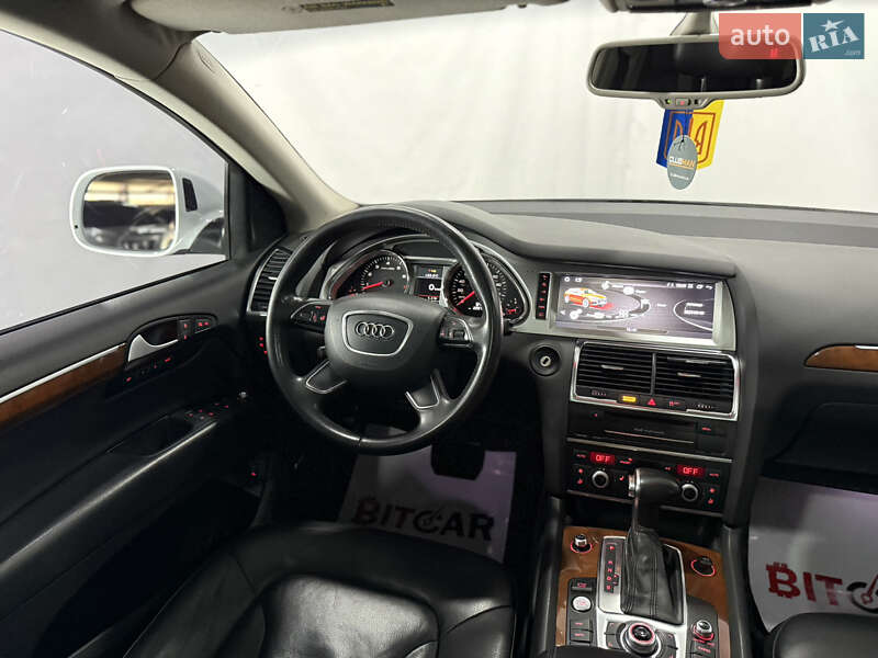 Позашляховик / Кросовер Audi Q7 2013 в Одесі