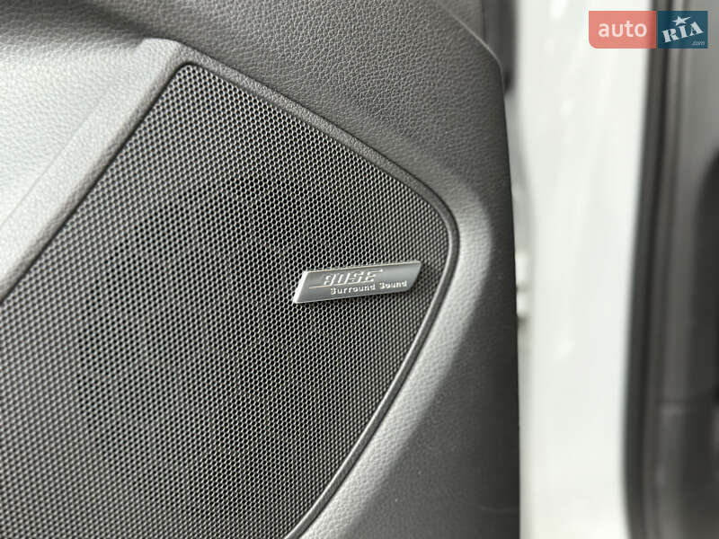 Позашляховик / Кросовер Audi Q7 2013 в Одесі