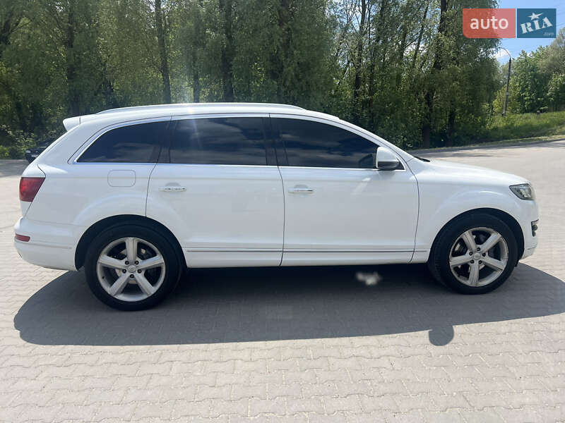 Внедорожник / Кроссовер Audi Q7 2010 в Киеве