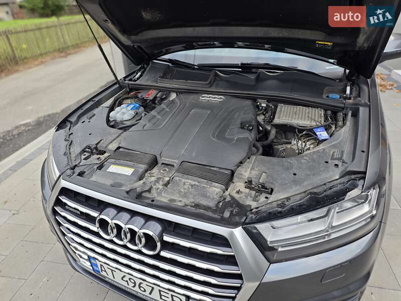 Внедорожник / Кроссовер Audi Q7 2016 в Ивано-Франковске