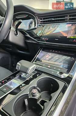Внедорожник / Кроссовер Audi Q7 2021 в 