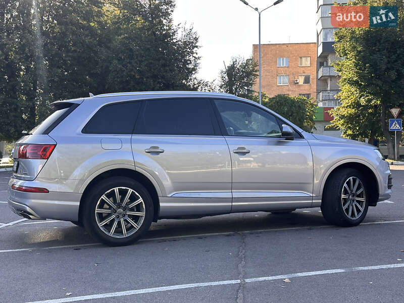 Внедорожник / Кроссовер Audi Q7 2018 в Черкассах