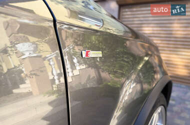 Позашляховик / Кросовер Audi Q7 2011 в 
