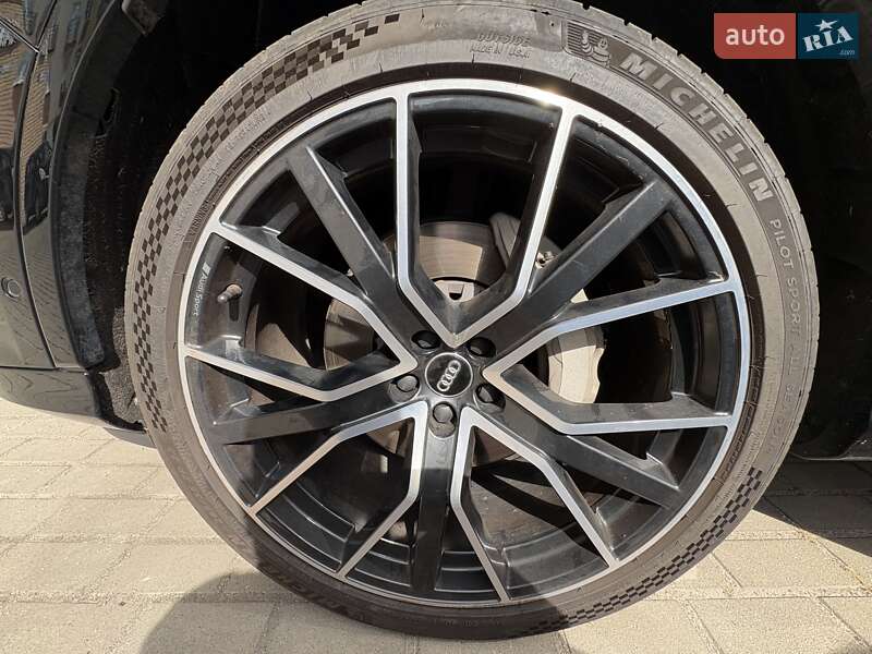 Внедорожник / Кроссовер Audi Q7 2020 в Житомире