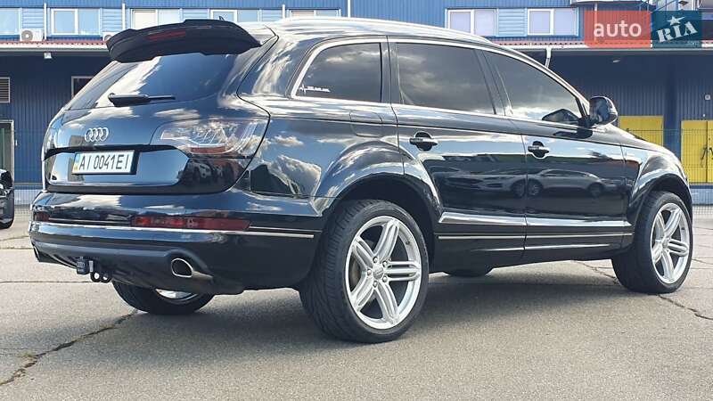 Позашляховик / Кросовер Audi Q7 2015 в Києві
