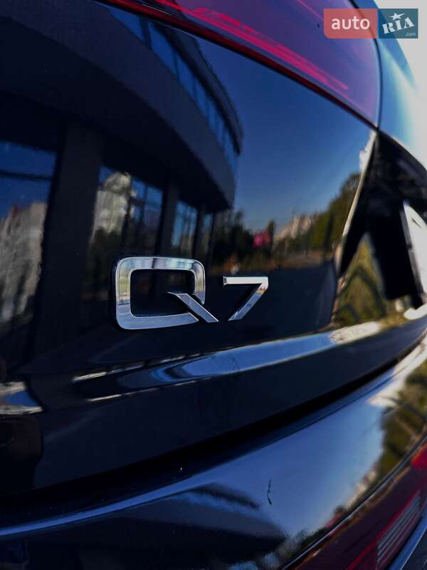 Внедорожник / Кроссовер Audi Q7 2016 в Ивано-Франковске