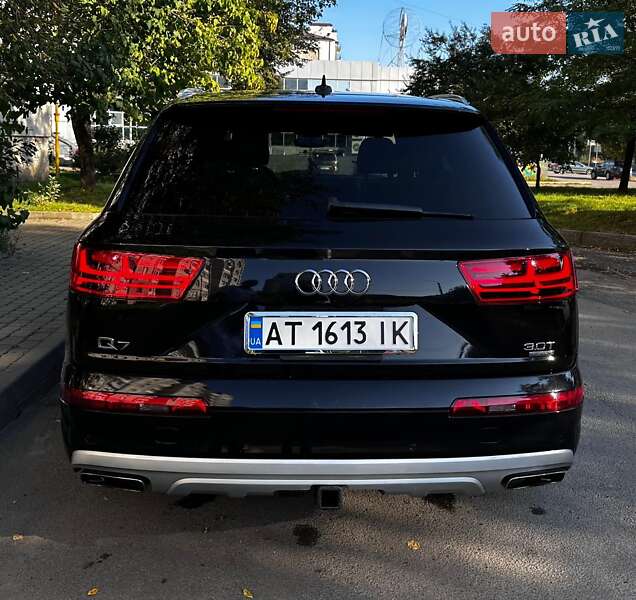 Внедорожник / Кроссовер Audi Q7 2016 в Ивано-Франковске