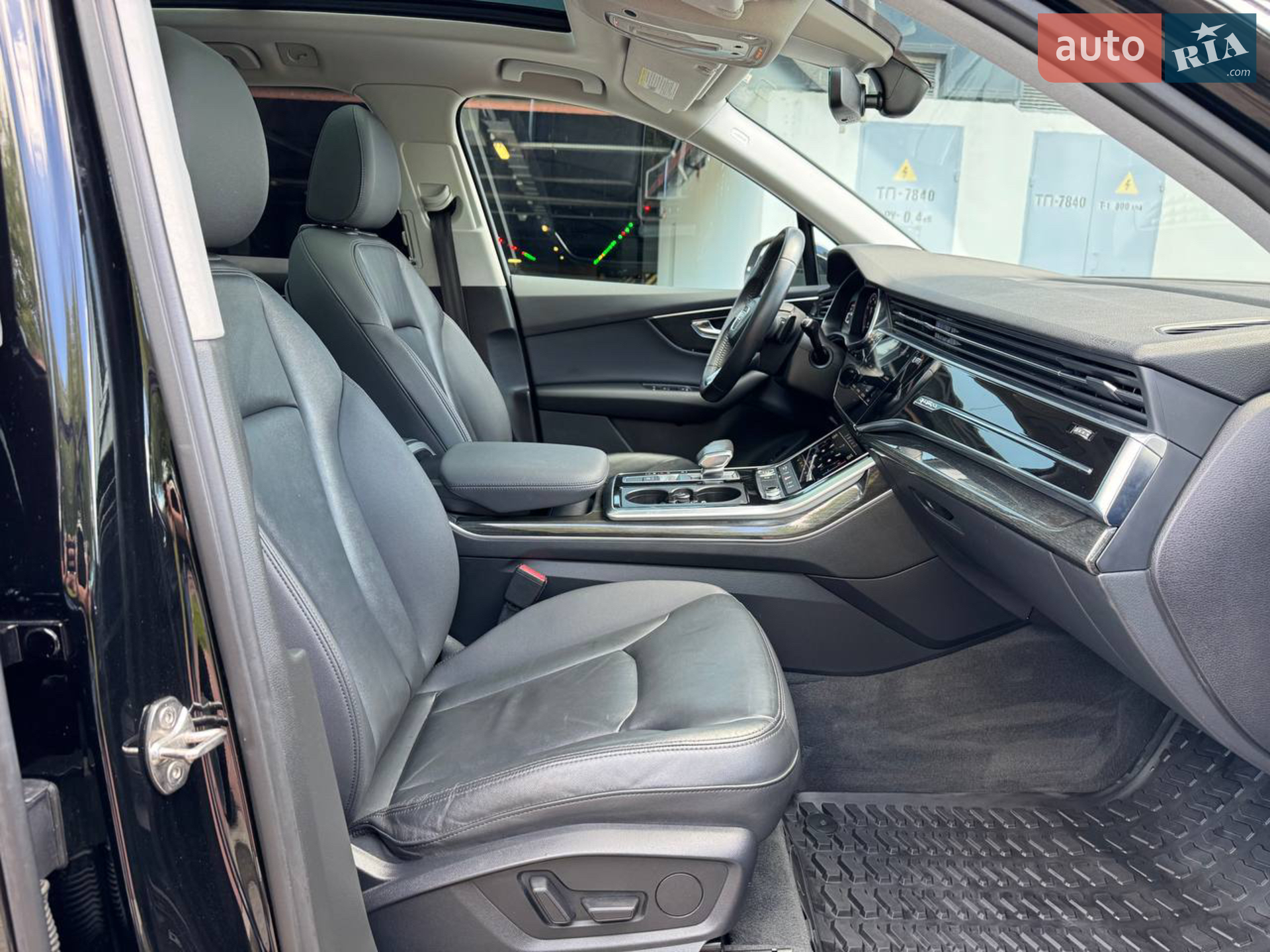 2020 Audi Q7 - мініатюра 24